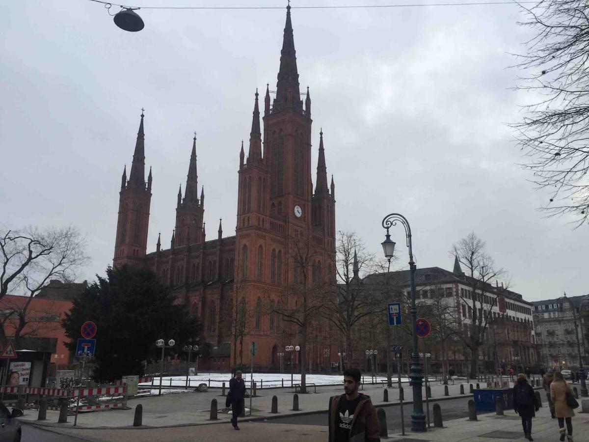 Perfectly Downtown / Mitten Im Geschehen Wiesbaden Luaran gambar